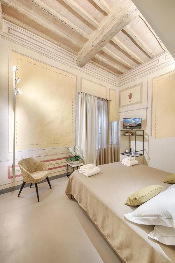 Bed and Breakfast Residenza D'Epoca Le Aquile à Sienne Extérieur photo